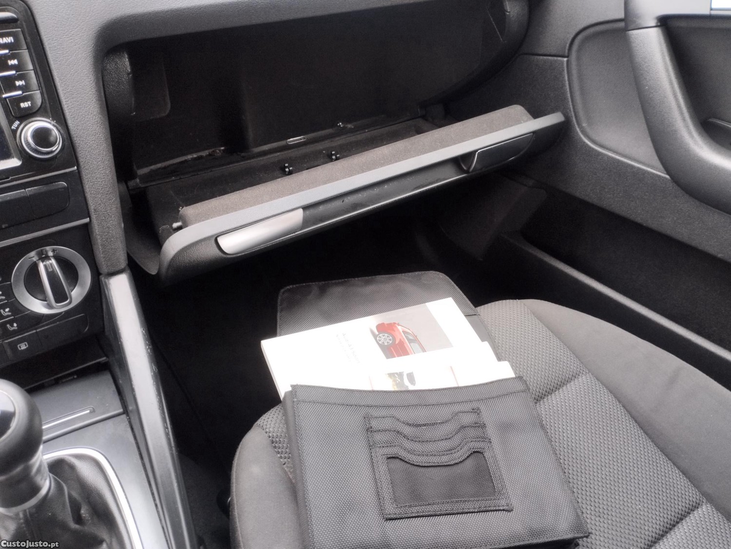 Audi A3 Sportback 1.6 TDI 105cv Attraction c/ Garantia — fotografia 4