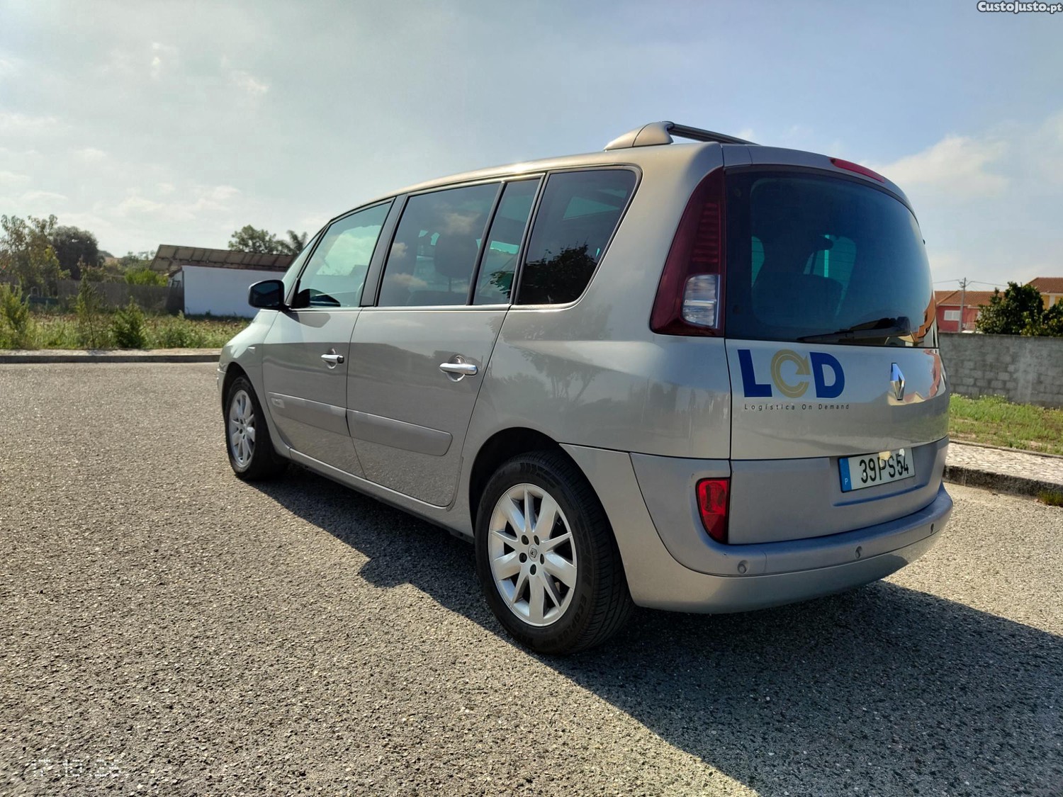 Renault Espace 2.0 dCi Initiale Paris — photo 4