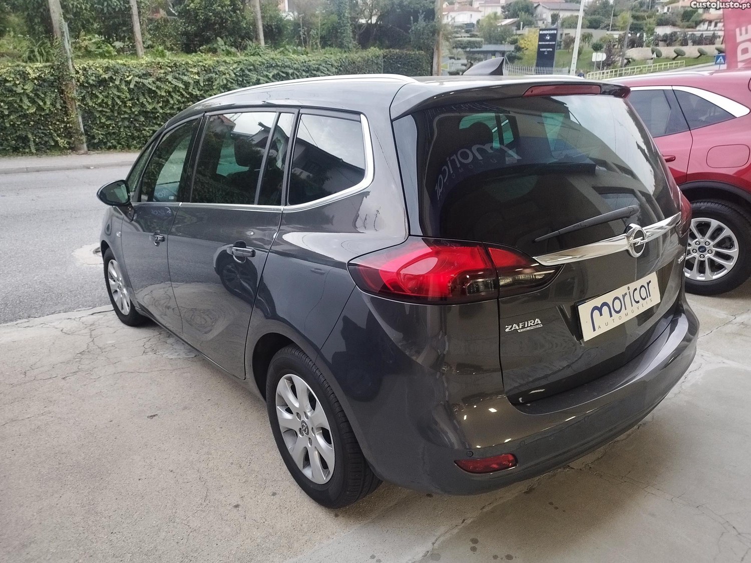 Opel Zafira 1.6 CDTI - 16 — photo 4