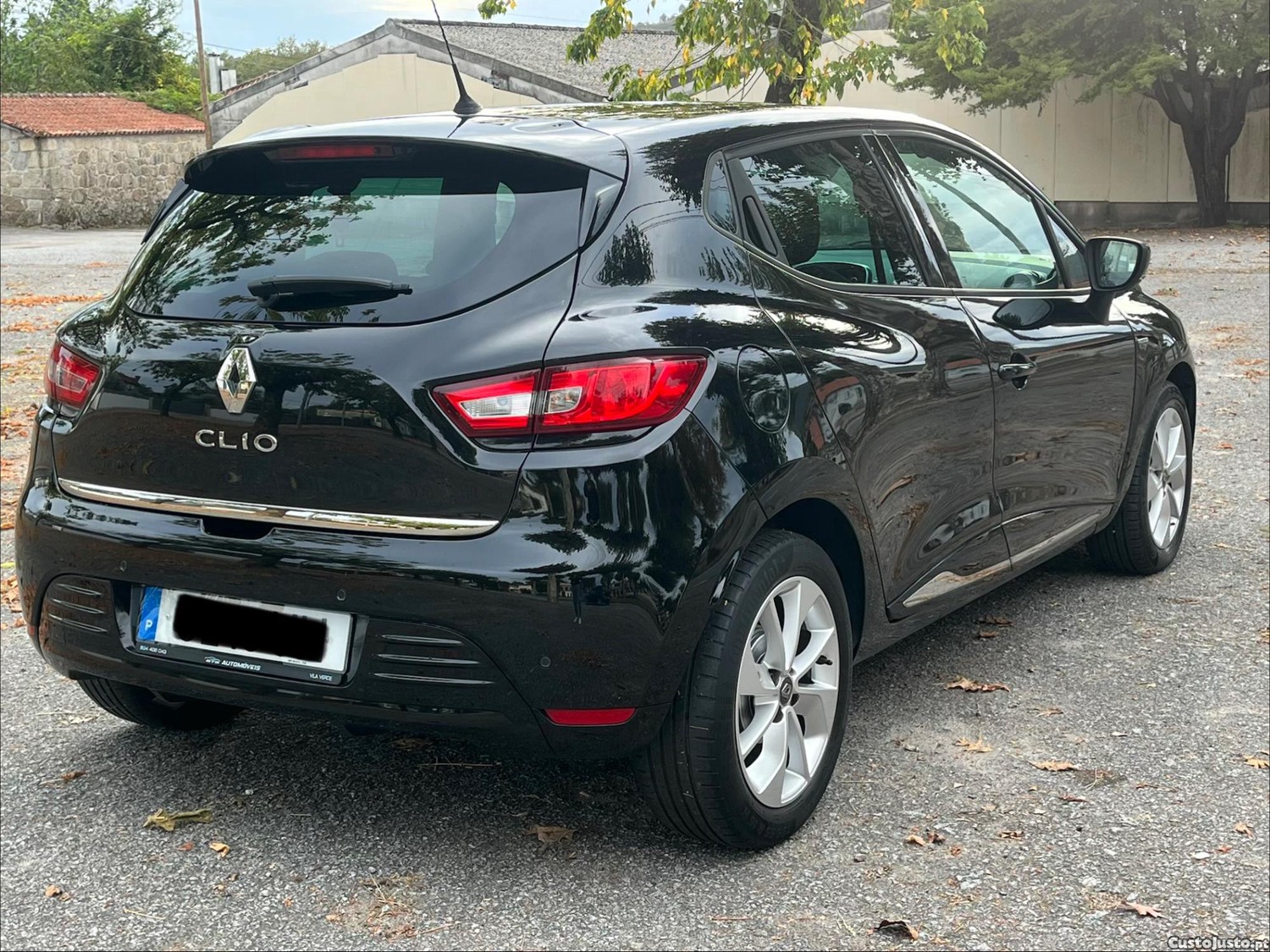 Renault Clio 0.9 TCE Limited Edition - 18 — photo 2