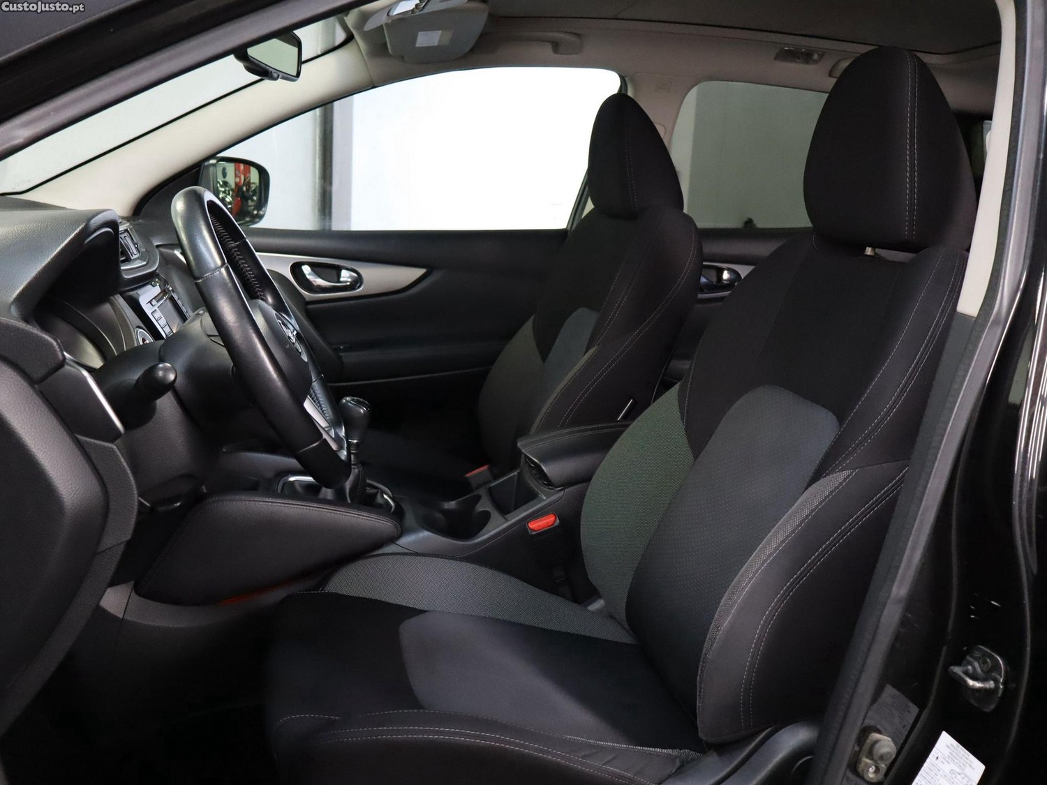 Nissan Qashqai 1.5 dCi Business Edition — fotografia 12