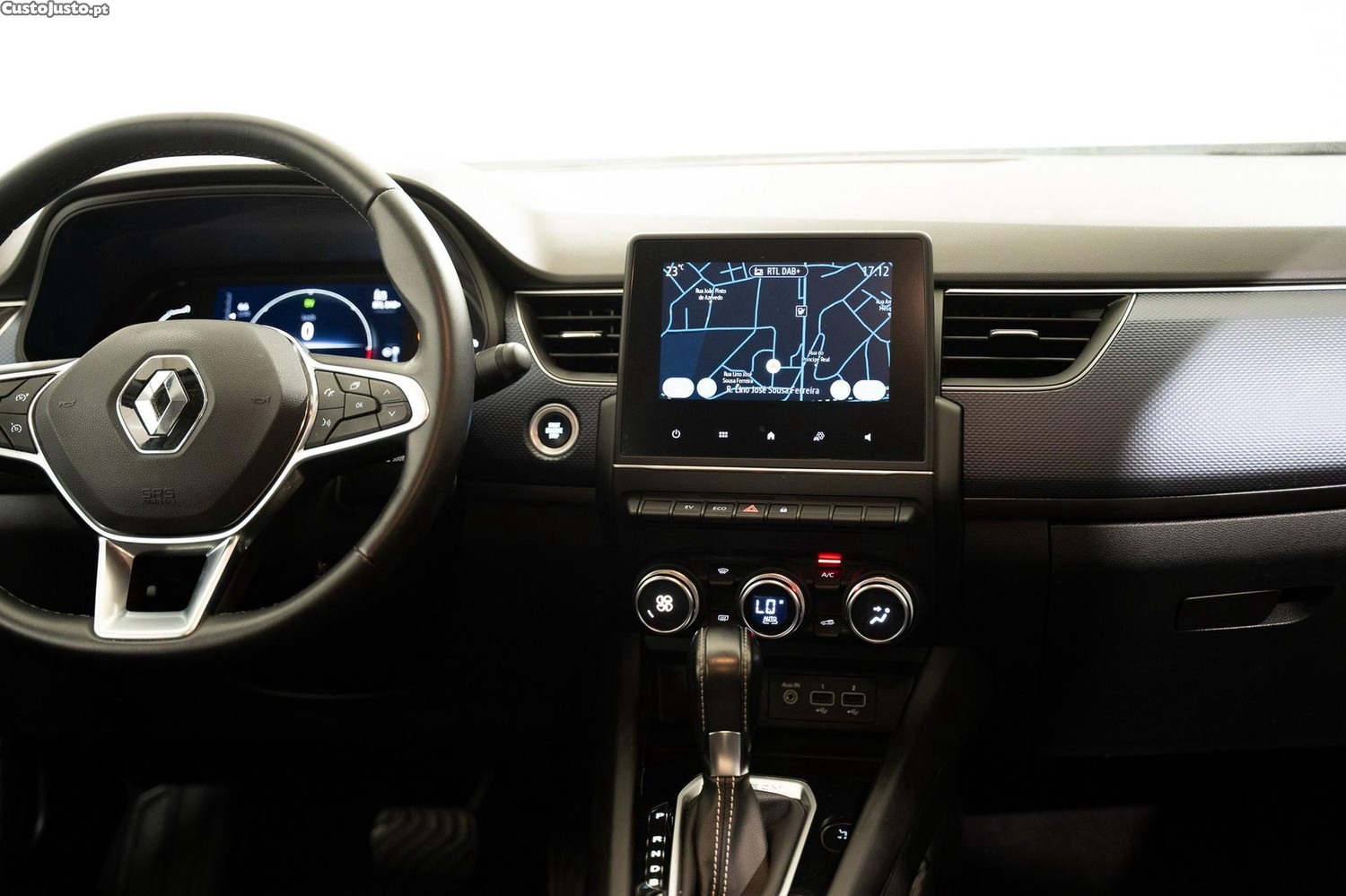 Renault Arkana 1.6 E-Tech Business — fotografia 18