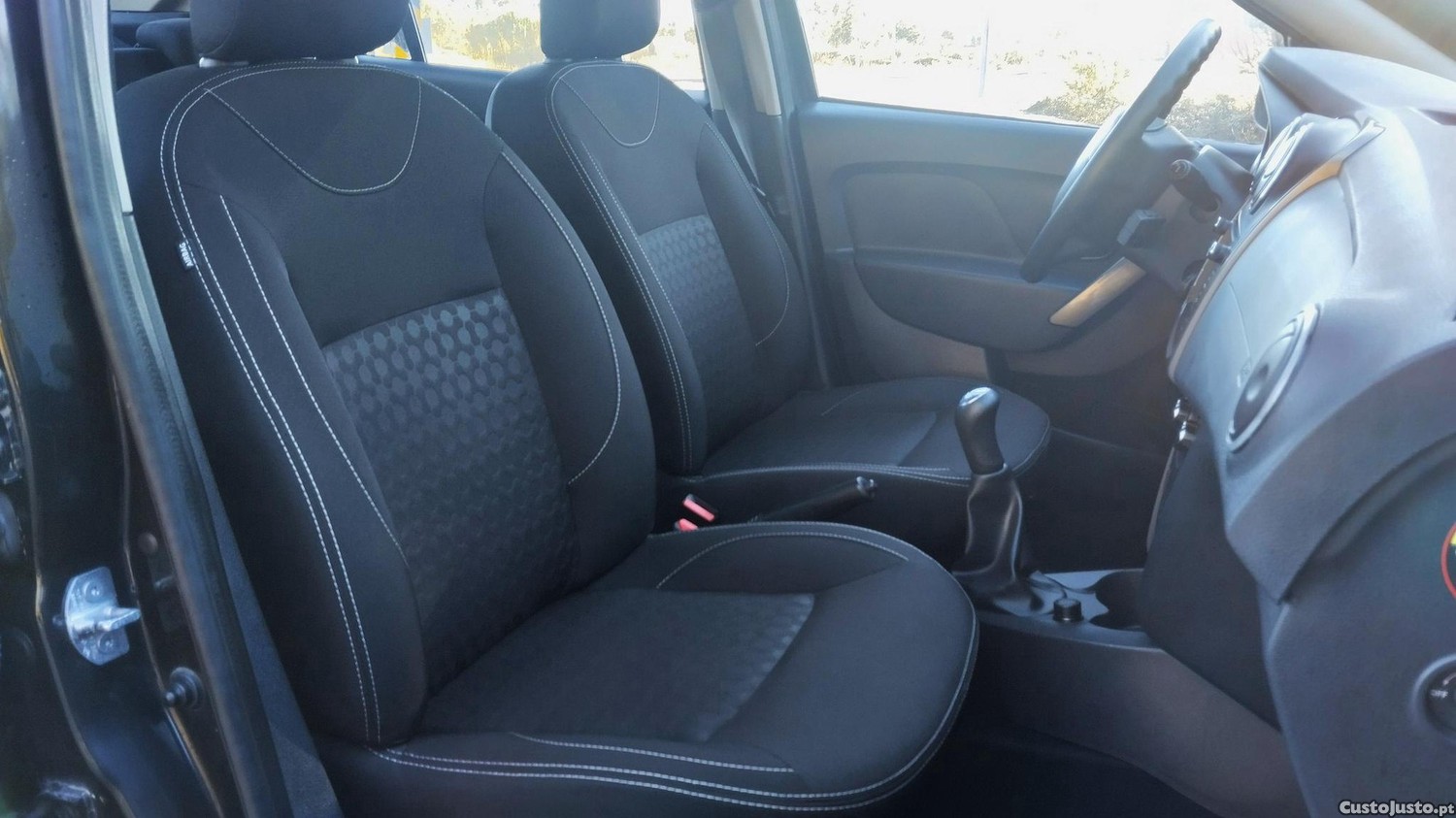 Dacia Logan 1.5 dCi Confort - 15 — photo 5