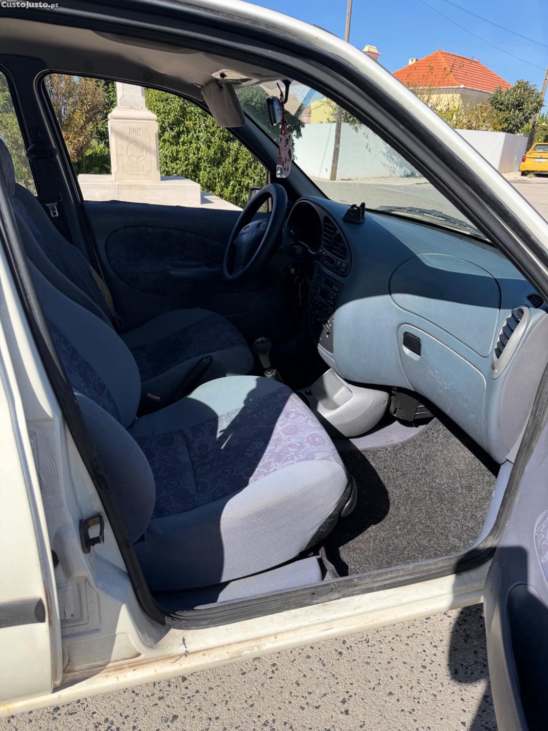 Ford Fiesta 1.25 16v - 97 — photo 5