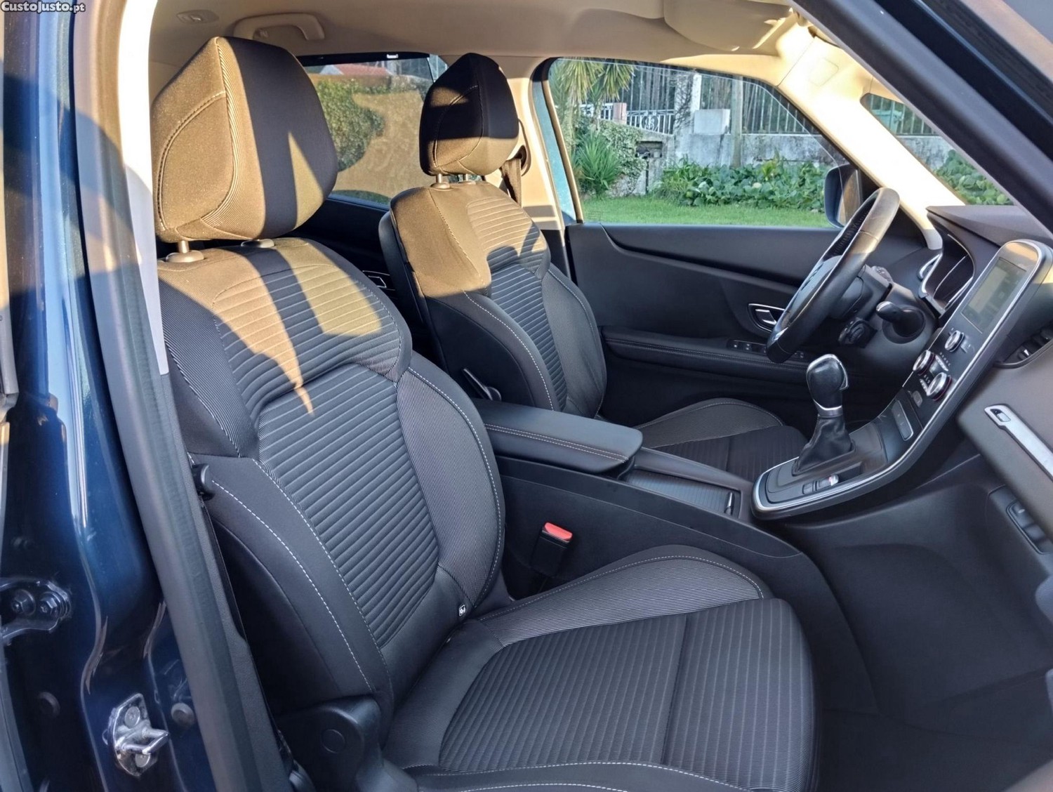 Renault Scénic 1.5 Dci Automática - 17 foto 2