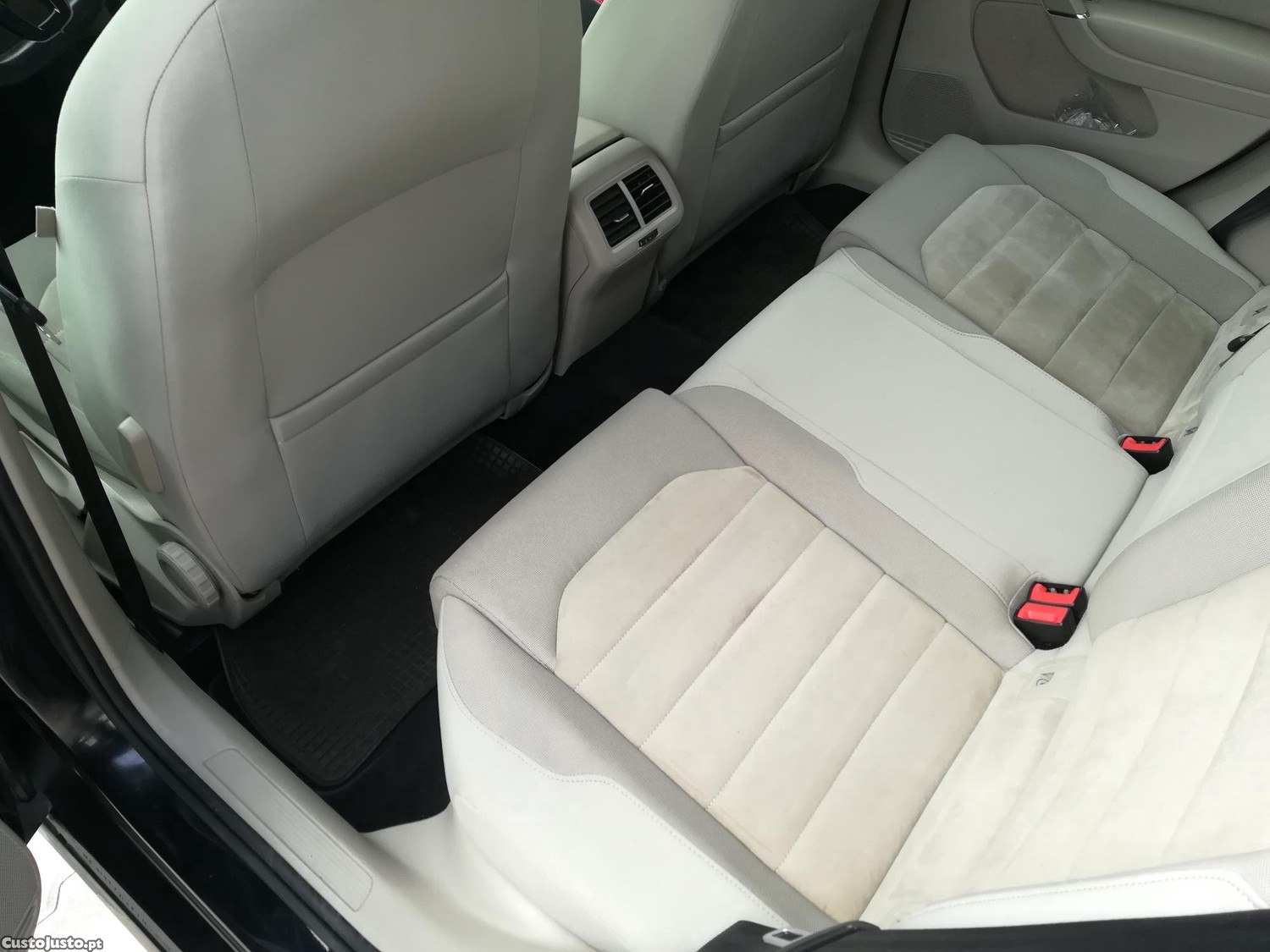 Volkswagen Golf 1.6 tdi highline 2014 — fotografia 3