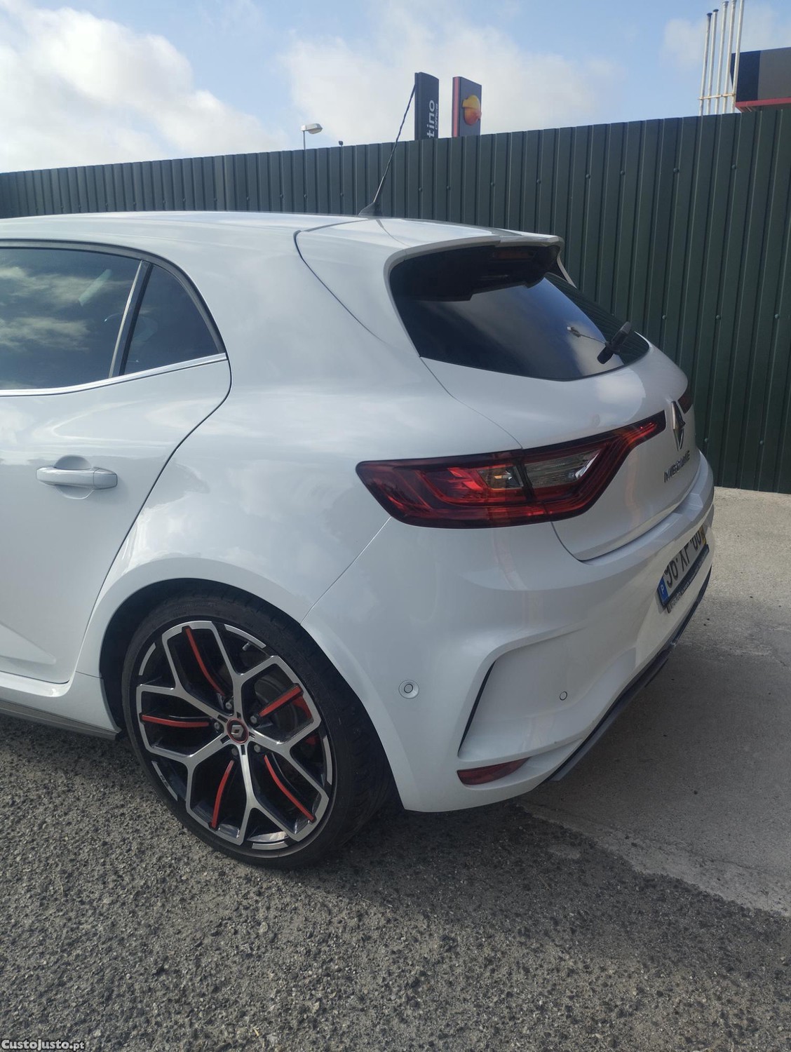 Renault Mégane RS TROPHY — fotografia 4