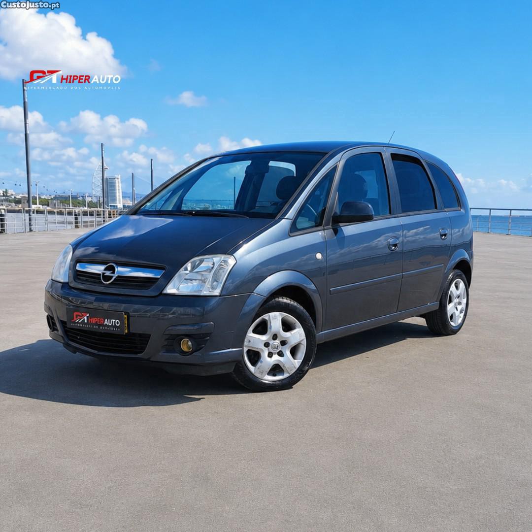 Opel Meriva 1.3 CDTi Enjoy ecoFLEX — fotografia 12