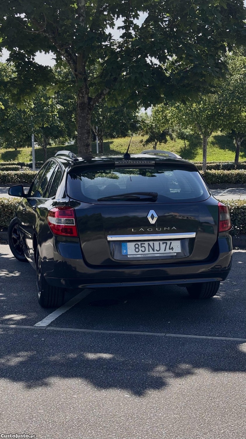 Renault Laguna 1.5II — fotografia 7