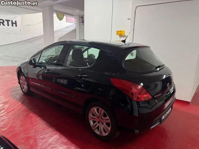 Peugeot 308 1.6 hdi active j17 — fotografia 15