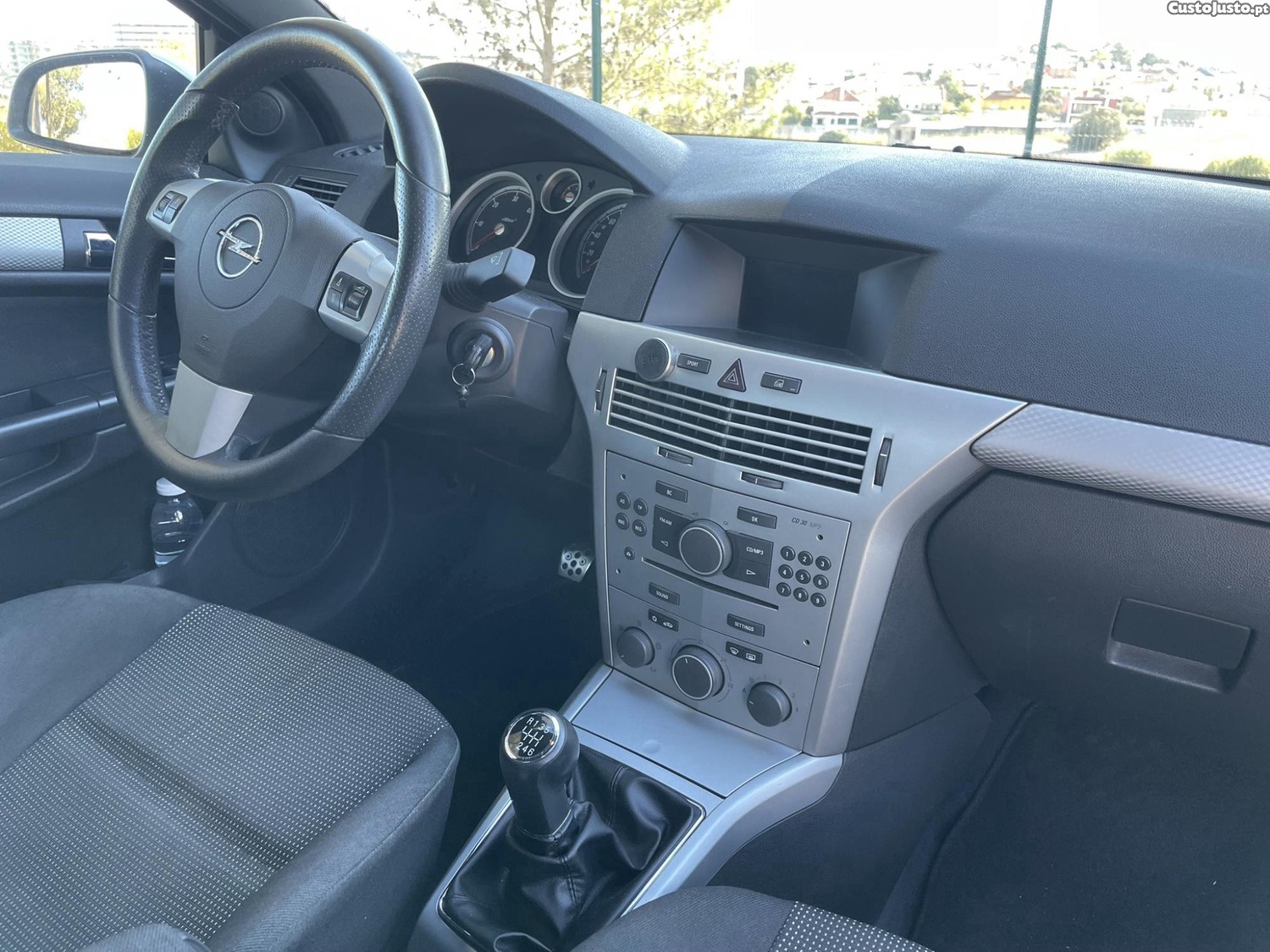 Opel Astra (Astra Gtc) - 06 — photo 3