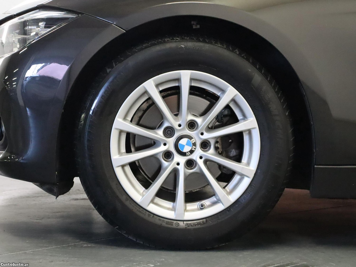 BMW 318 d Advantage - 17 — photo 5