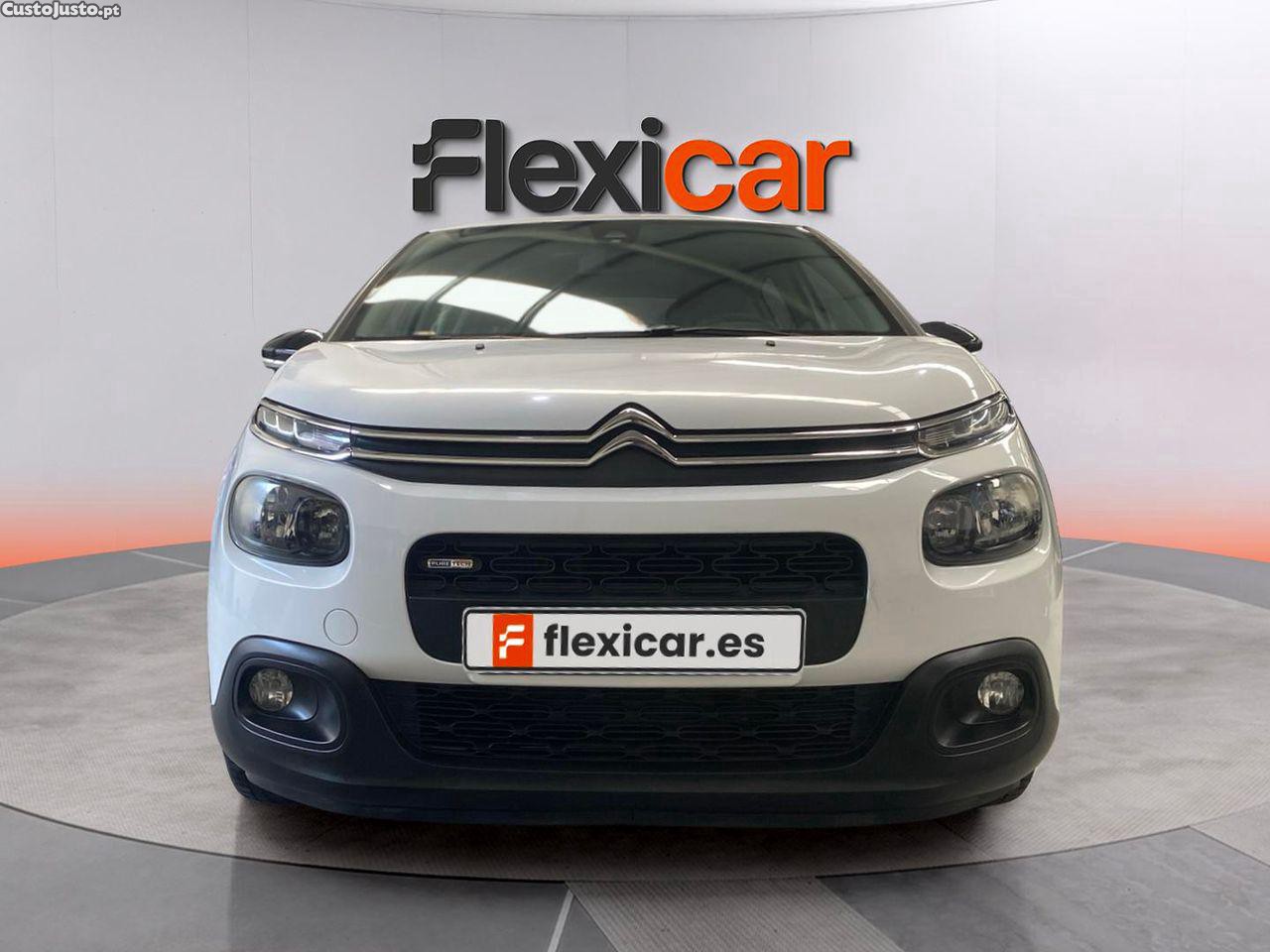 Citroën C3 1.2 Pure Tech Feel — photo 2