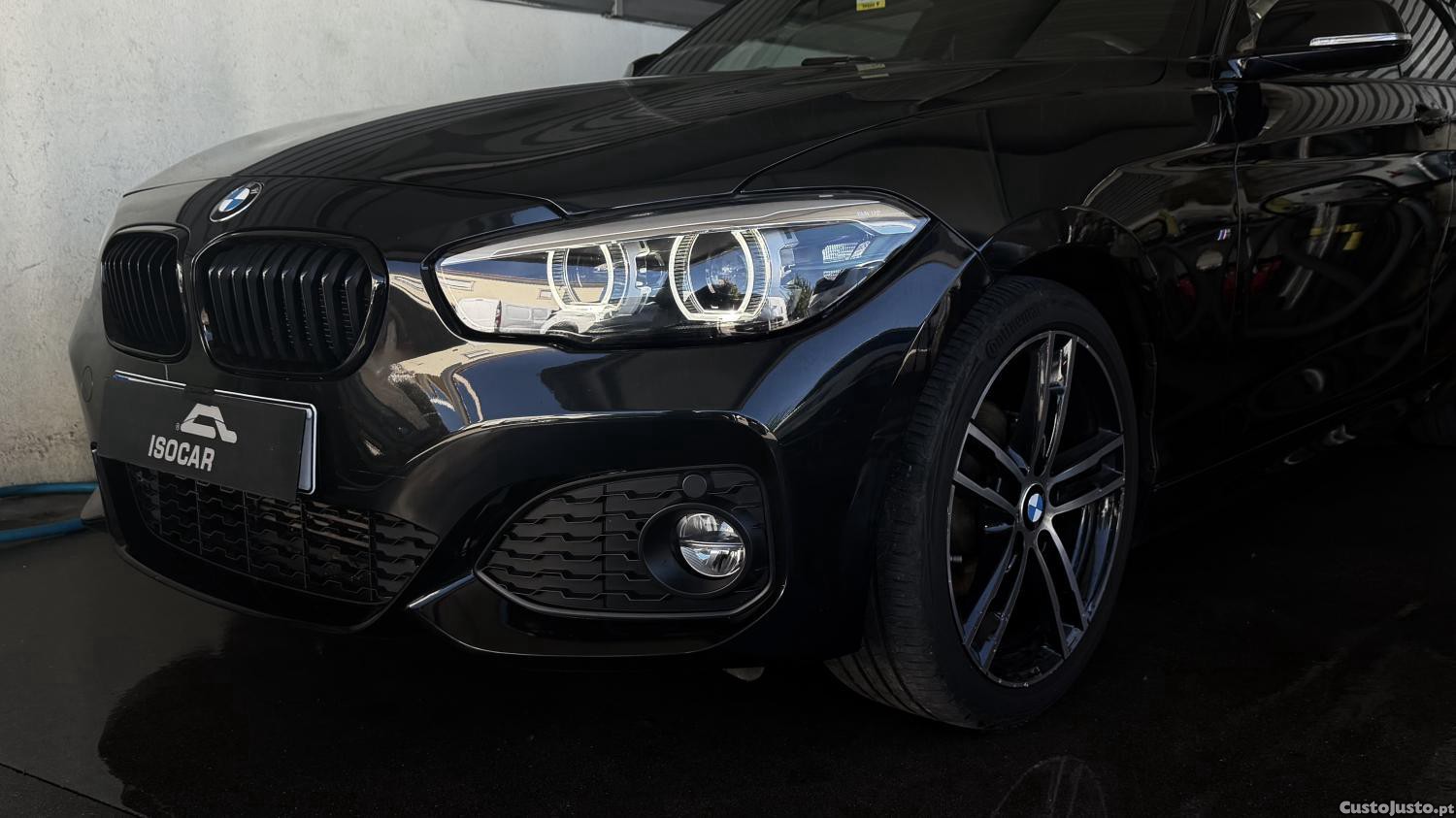 BMW 116 d Pack Desportivo M — fotografia 4