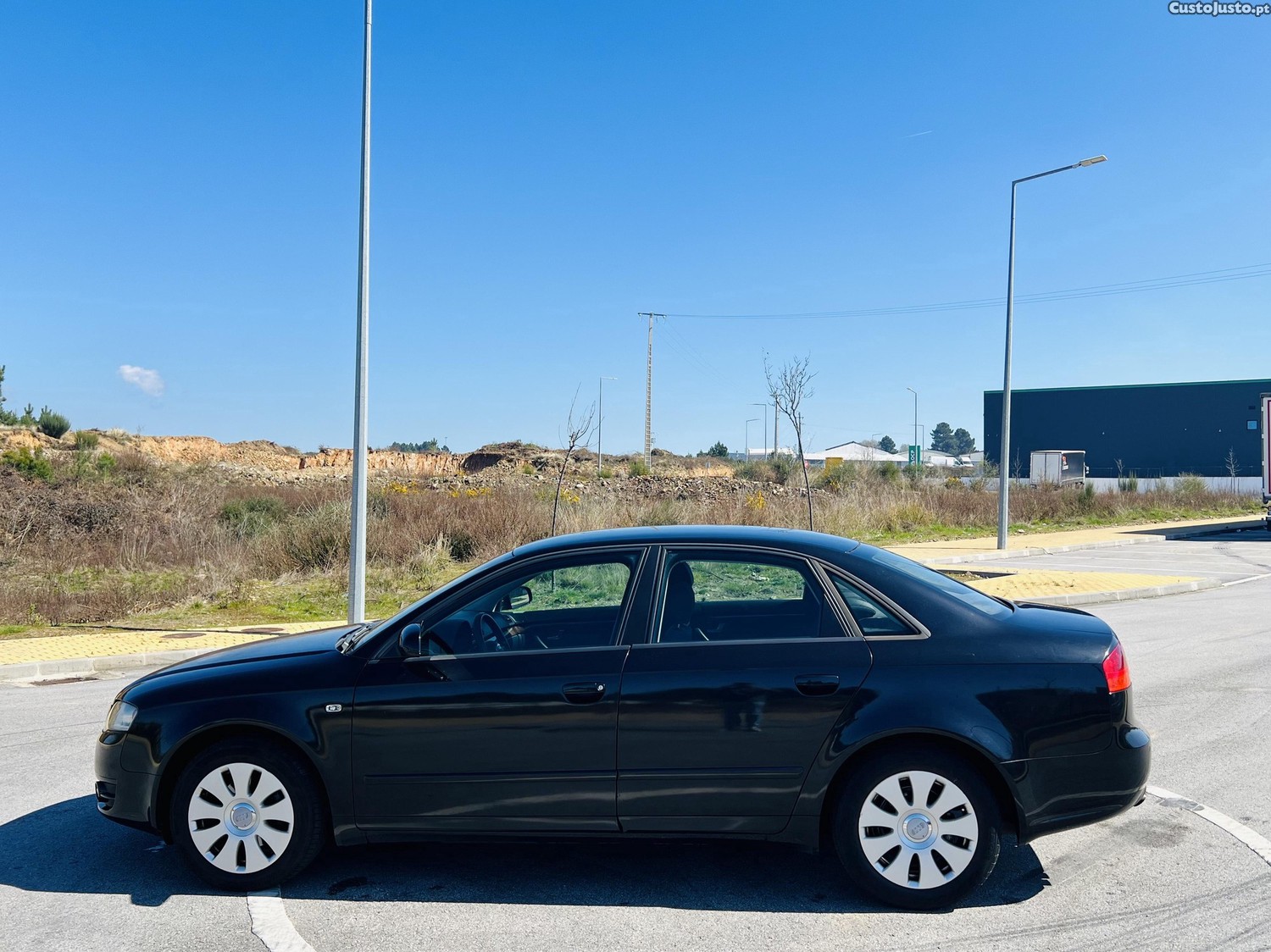 Audi A4 2.0 TDI 140Cv — fotografia 7