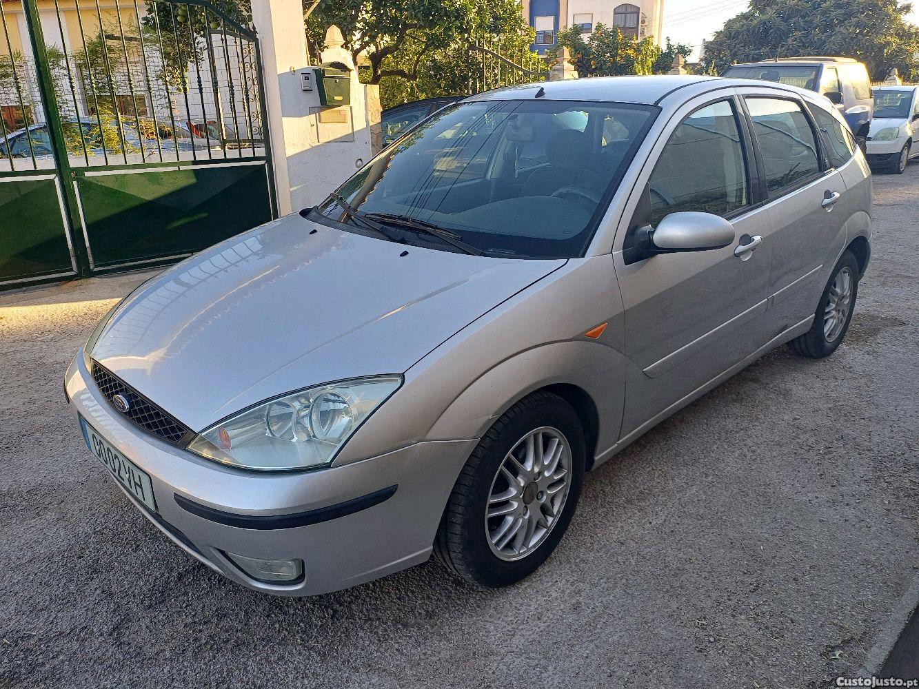 Ford Focus 1.6 Ghia 31.000km - 03