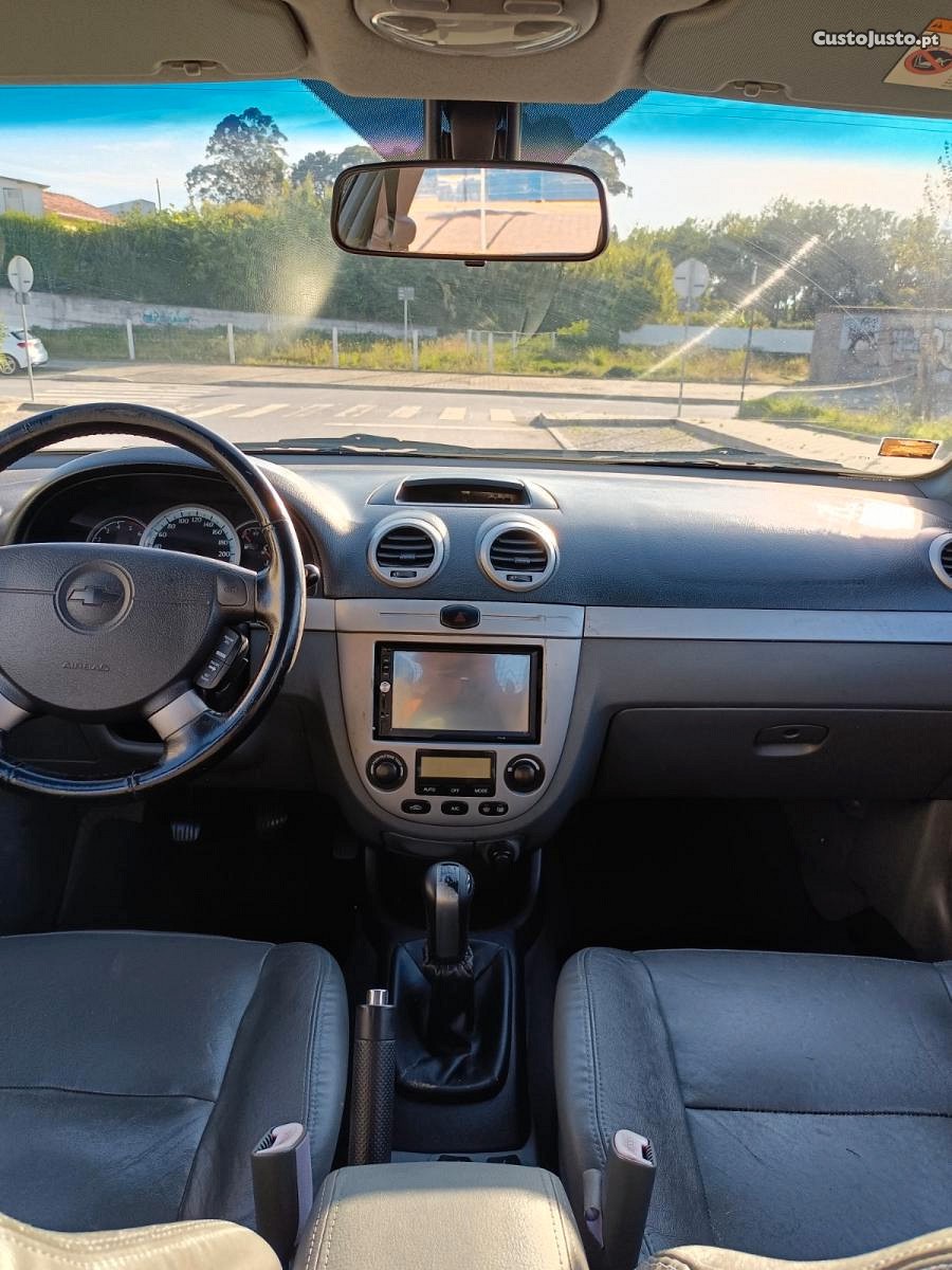 Chevrolet Nubira 2.0 TCDI CDX SW — fotografia 4