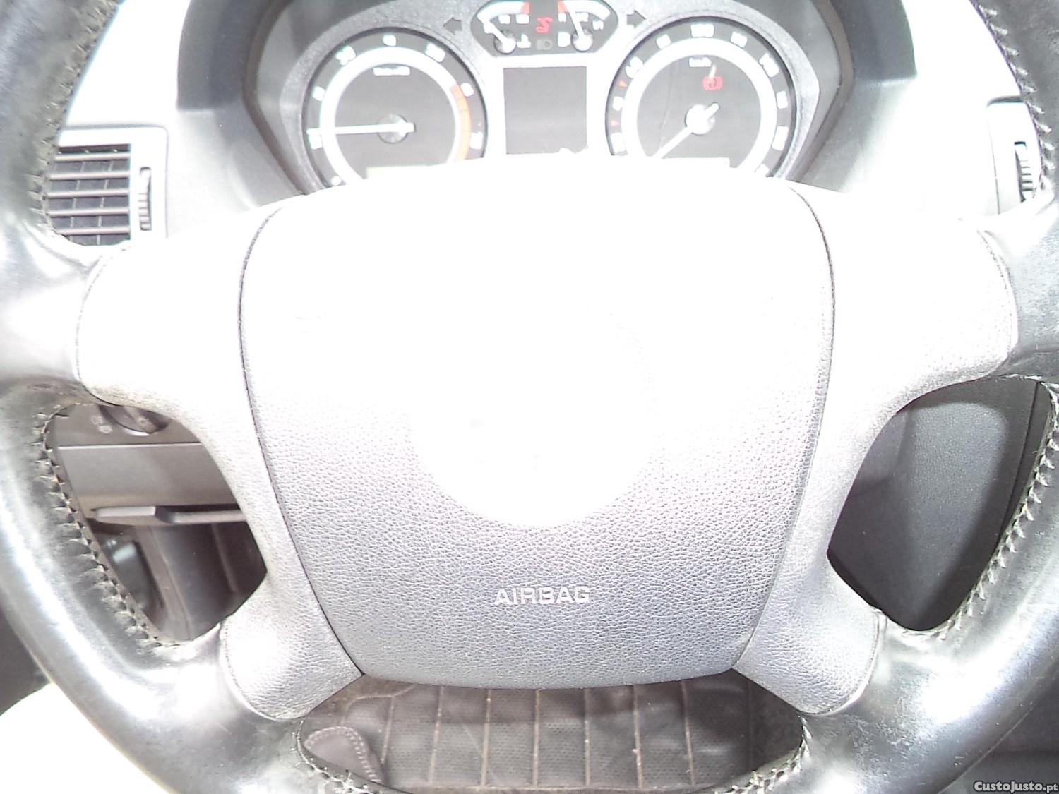 Skoda Fabia 1.2 -ac-je-180000 km — fotografia 4