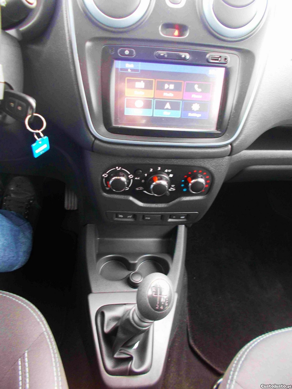 Dacia Lodgy 1.5Dci StepWay GPS 110cv - 16 — photo 4