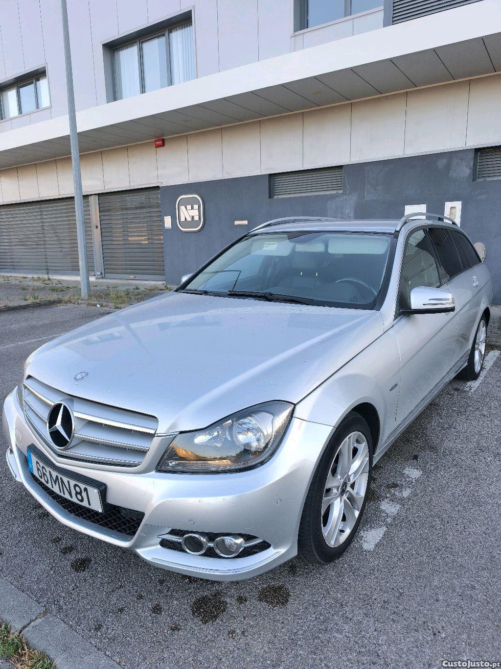 Mercedes-Benz C 250 CDI 204cv Avantgard Nacional — fotografia 9