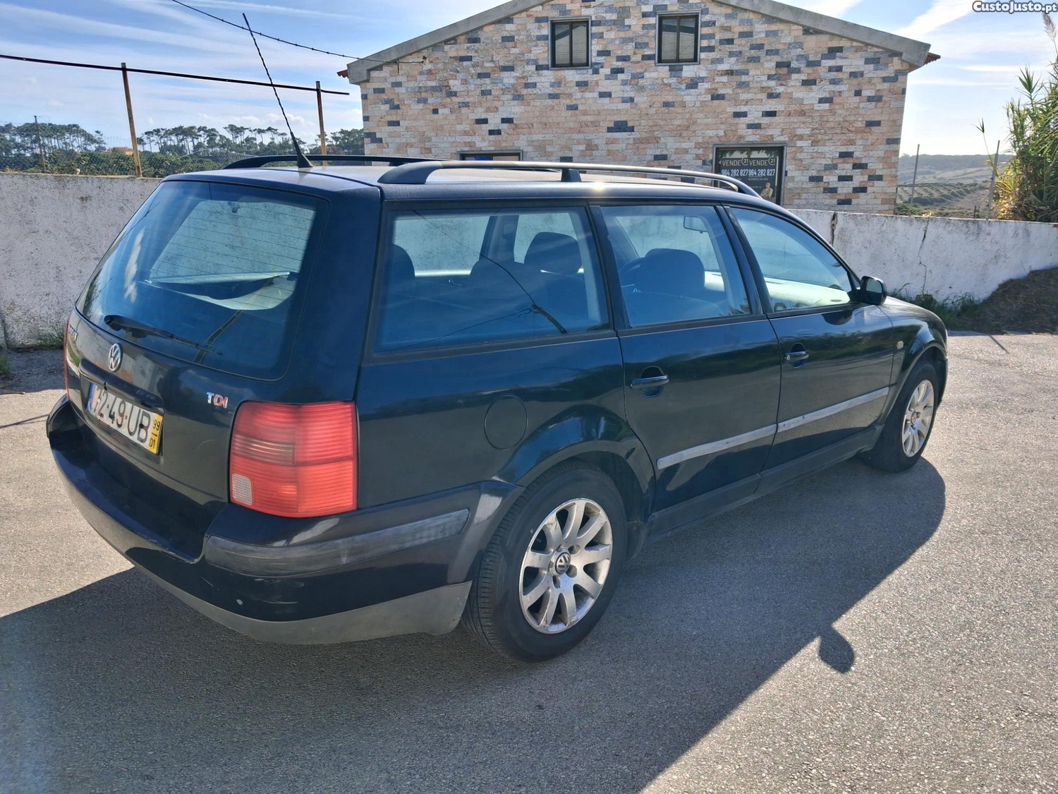 VW Passat 1.9 tdi 115 cv confortline - 99 — photo 5