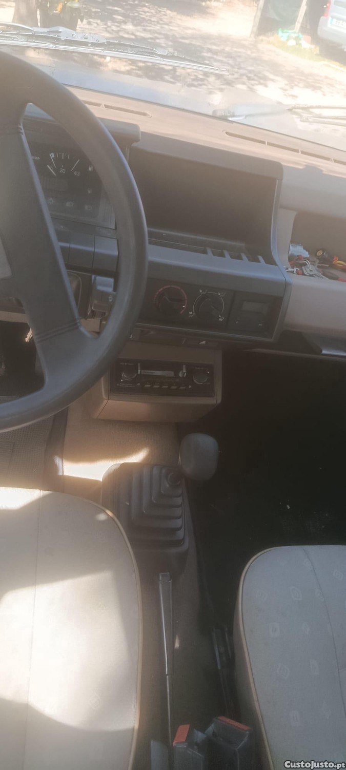 Renault 5 GL - 86 — photo 2