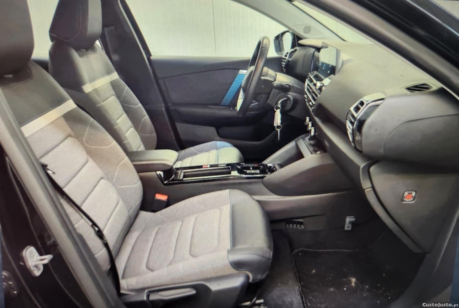 Citroën e-C4 Feel Pack - 23 — photo 5