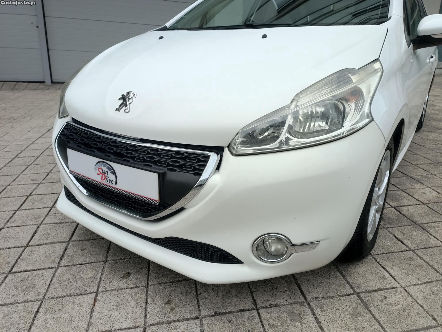 Peugeot 208 1.4 hdi 5portas Nacional - 12 — photo 4