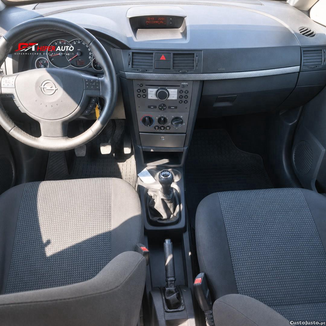 Opel Meriva 1.3 CDTi Enjoy ecoFLEX — fotografia 4