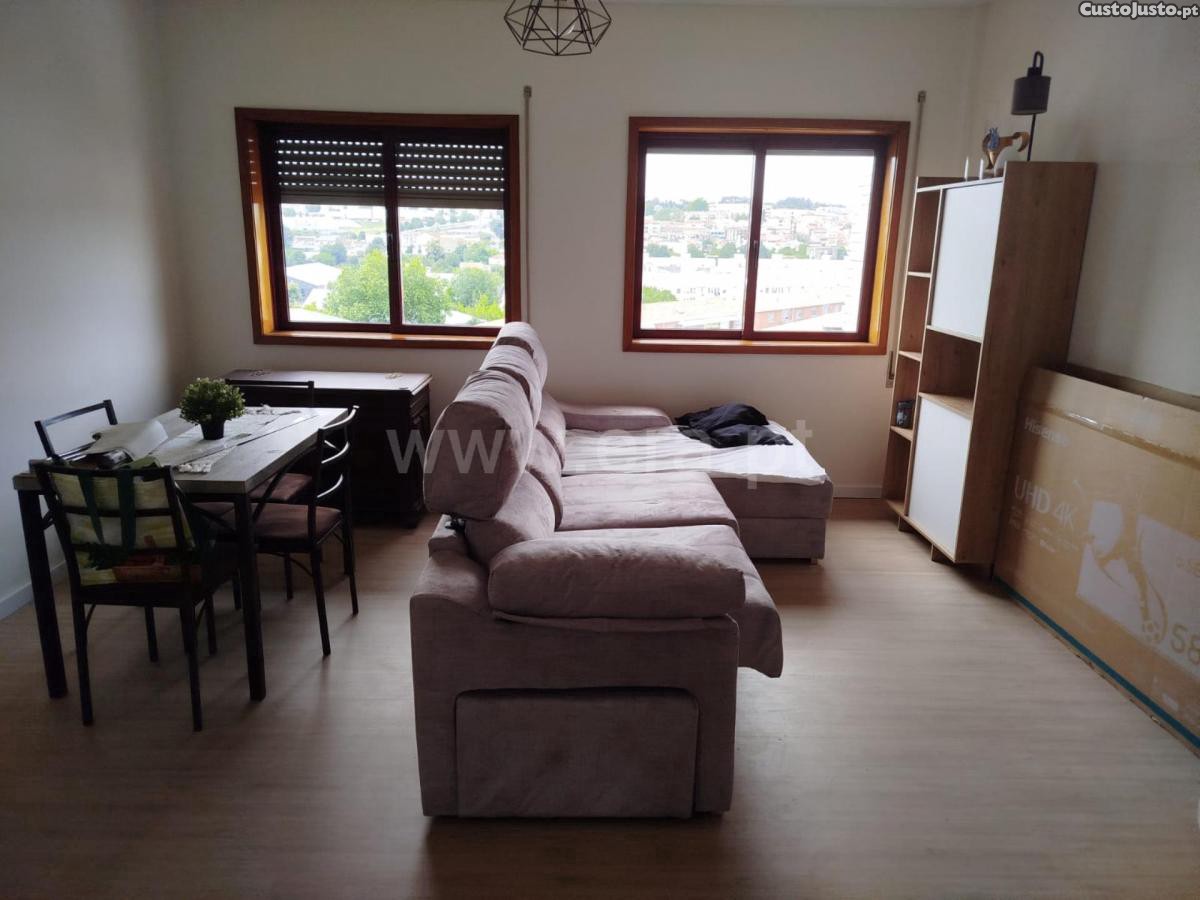 T2 Remodelado com Excelente Localização