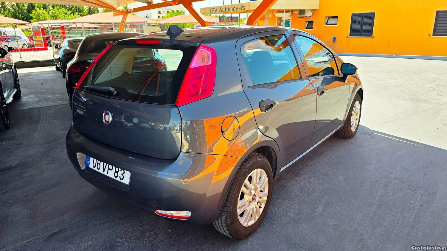 Fiat Punto 1.2 Lounge S&S — fotografia 13