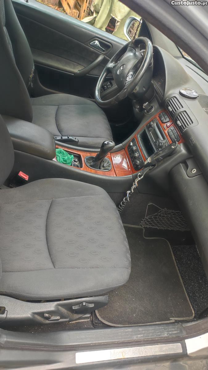 Mercedes-Benz C 220 220 CDI — photo 3