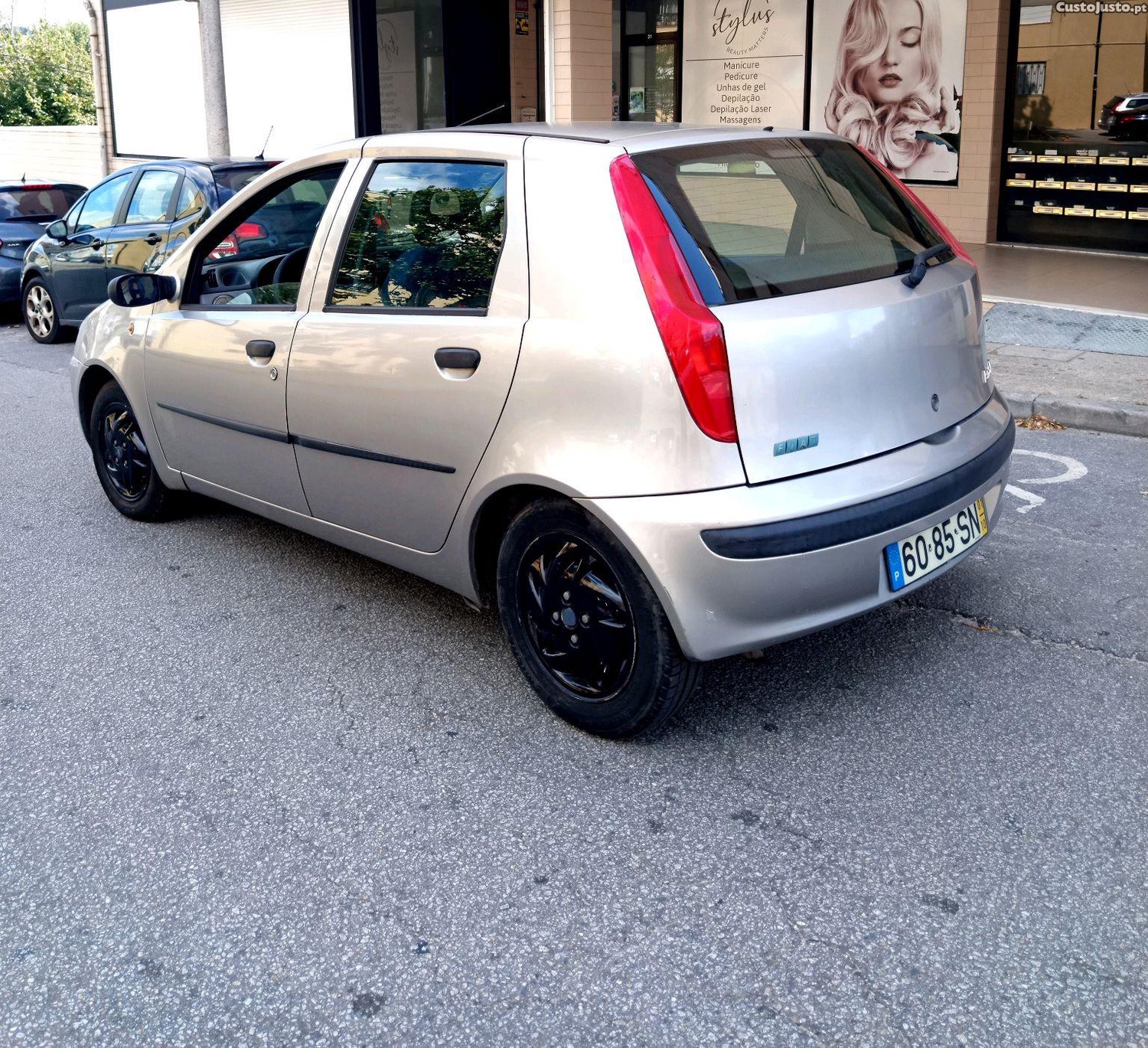 Fiat Punto — fotografia 5