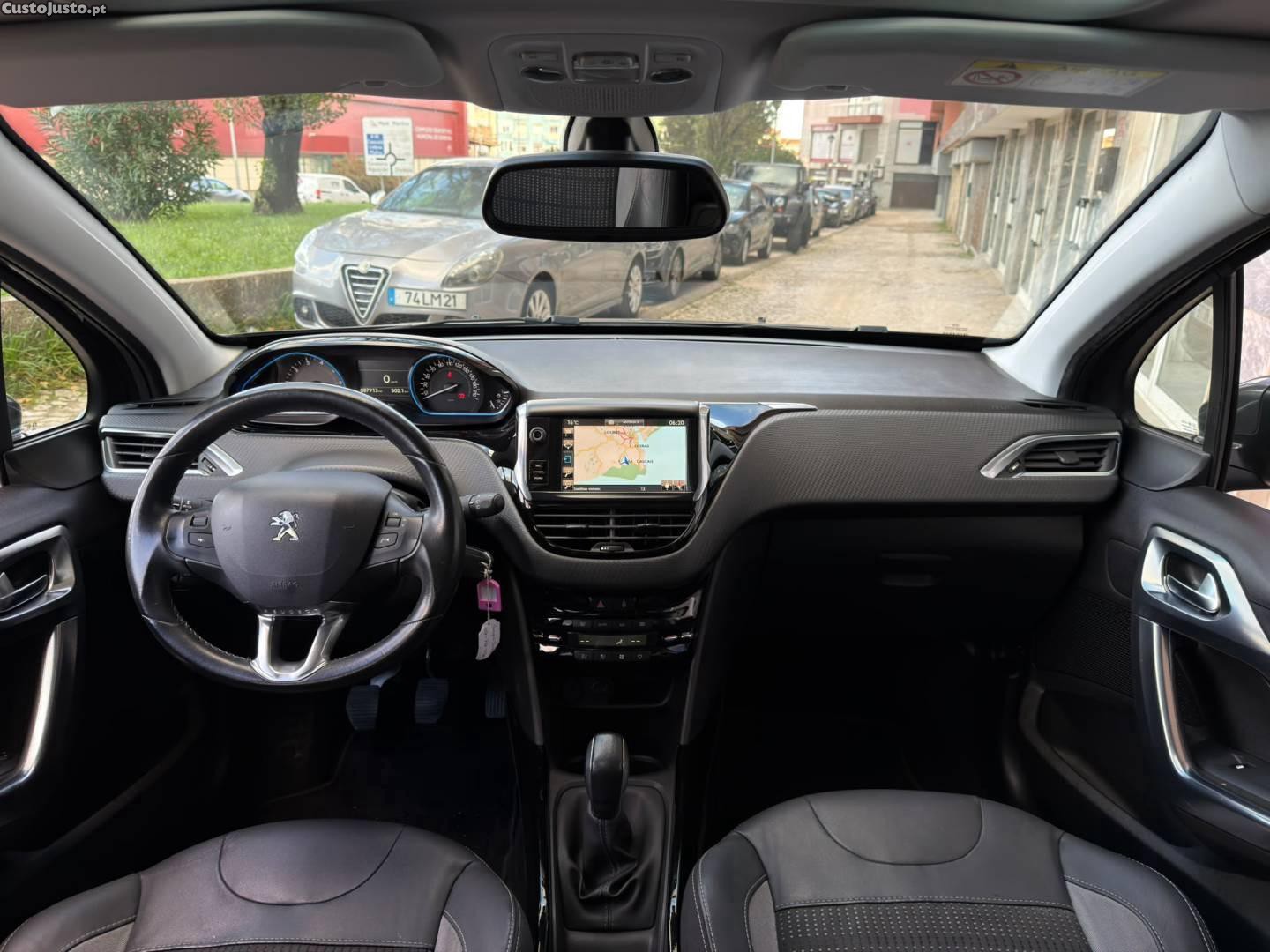 Peugeot 2008 1.2 PureTech Allure - 16 — photo 5
