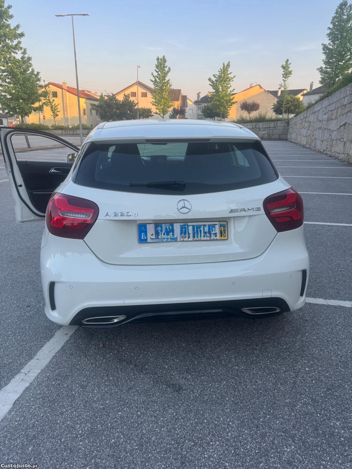 Mercedes-Benz A 220 220 D AMG — fotografia 7