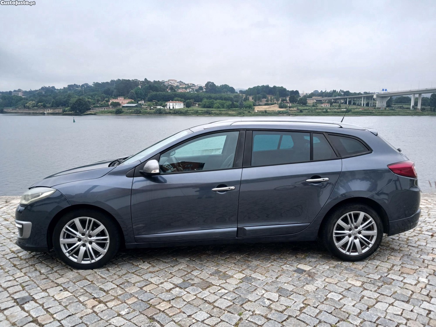 Renault Mégane 1.5 dci sportourer 2015 gt line — fotografia 10