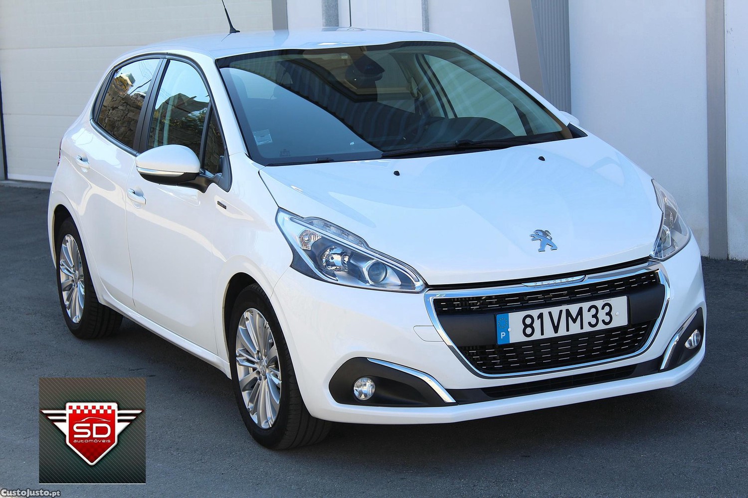 Peugeot 208 1.6 HDI Signature — fotografia 15