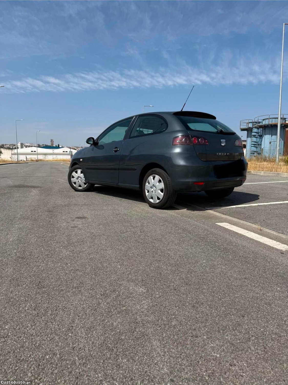 SEAT Ibiza 1.4 Tdi — fotografia 10