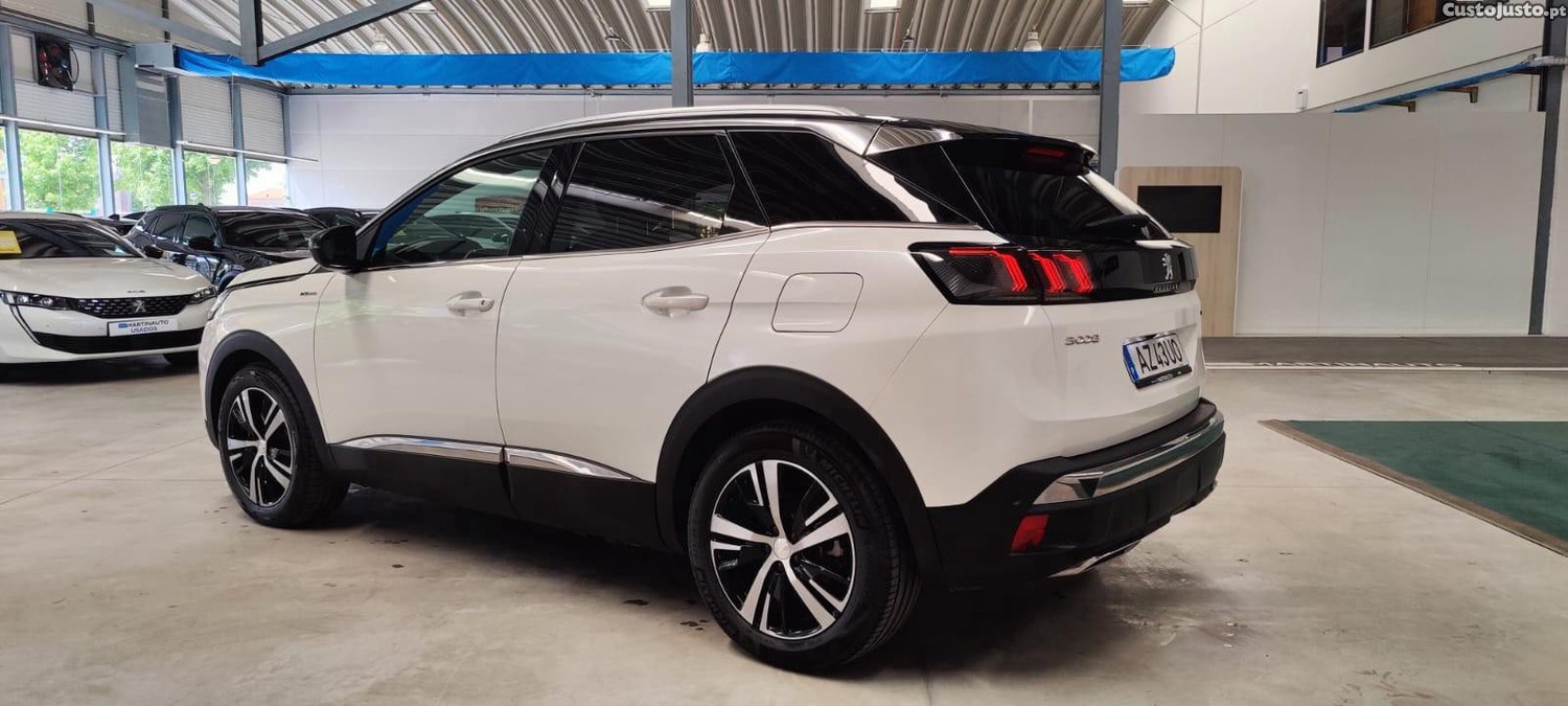 Peugeot 3008 1.6 Hybrid GT e-EAT8 — fotografia 12