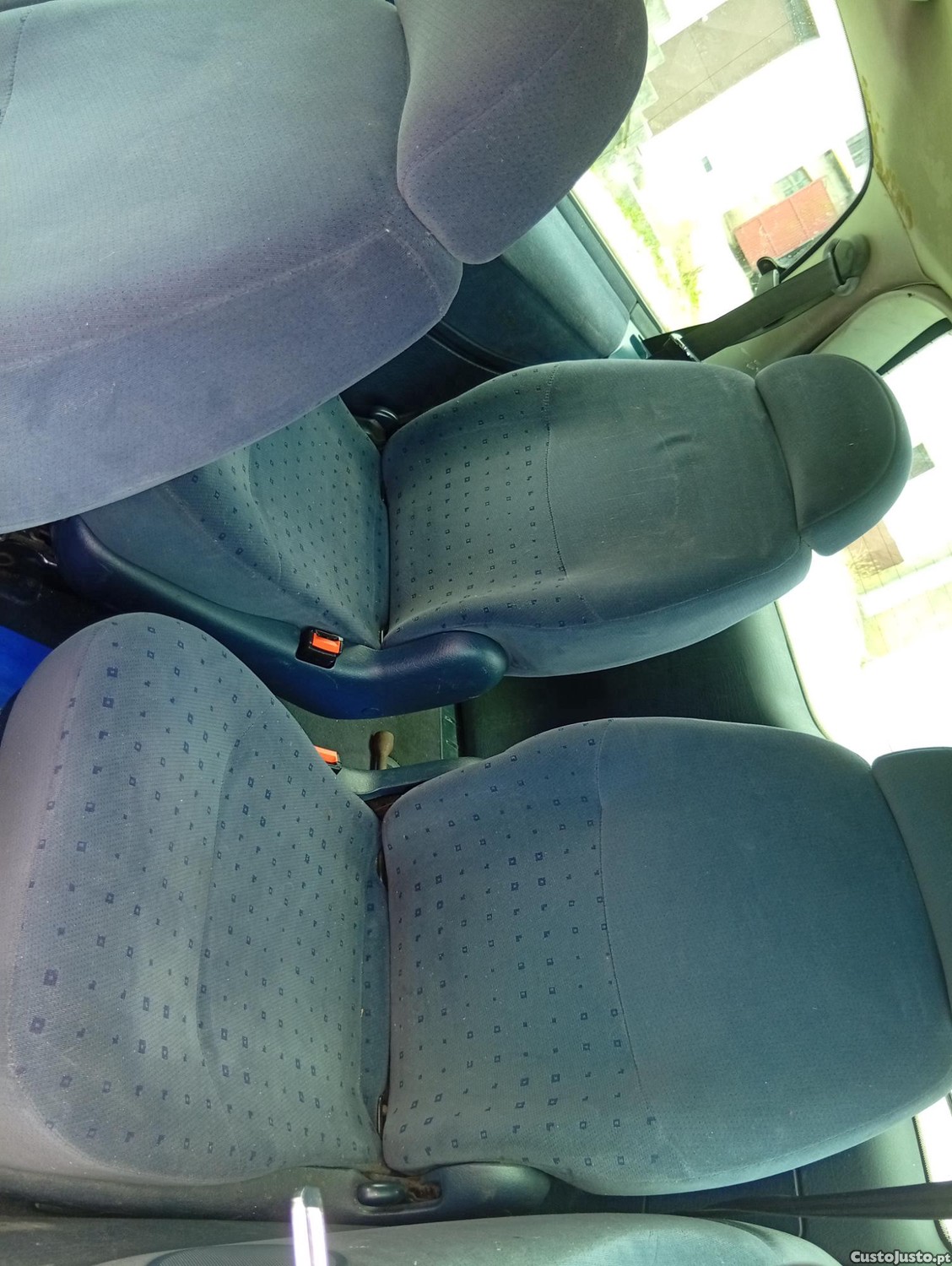 Volkswagen Sharan Em muito bom estado — fotografia 4