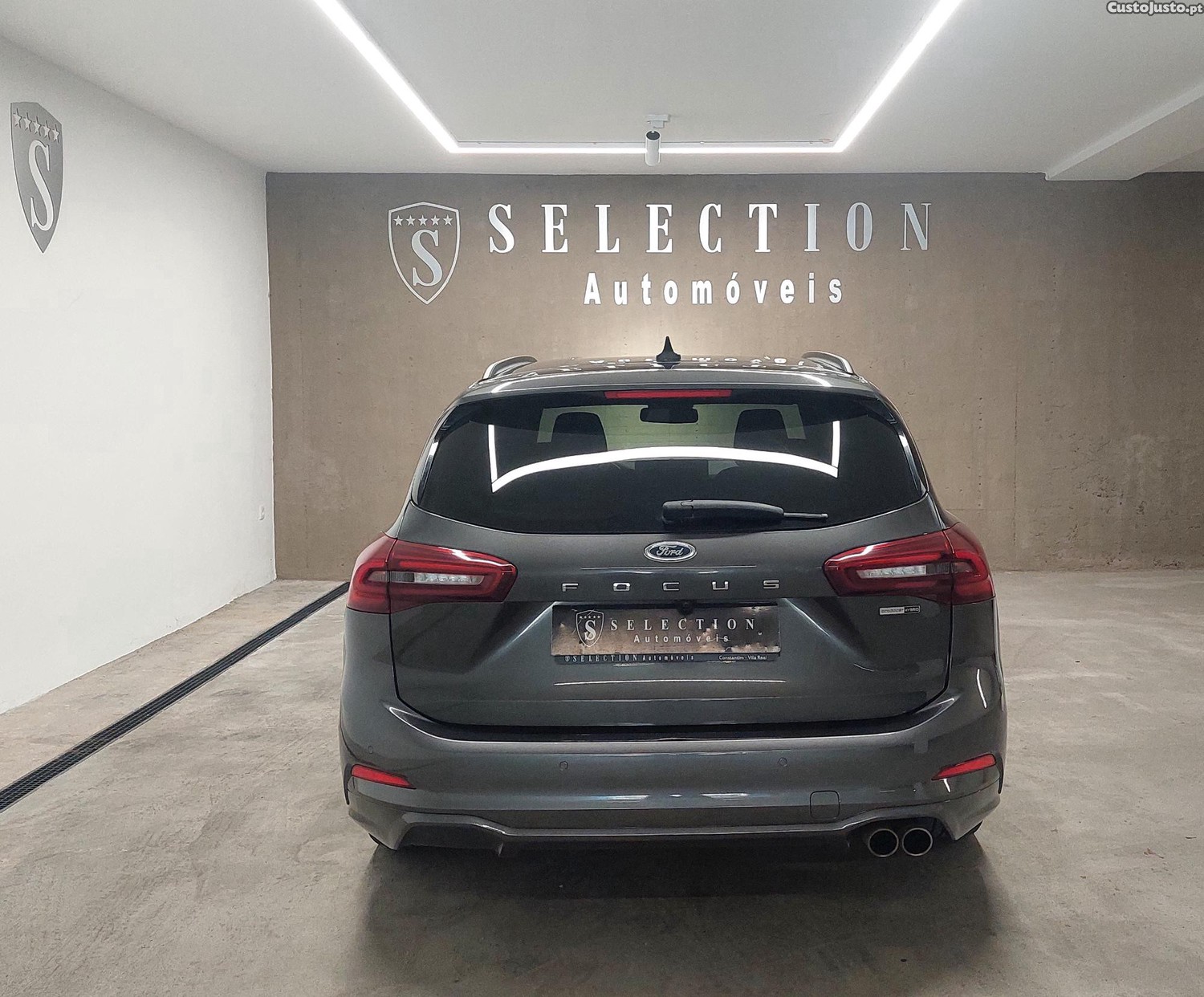 Ford Focus SW 1.0 ECOBOOST MHEV ST LINE — photo 5