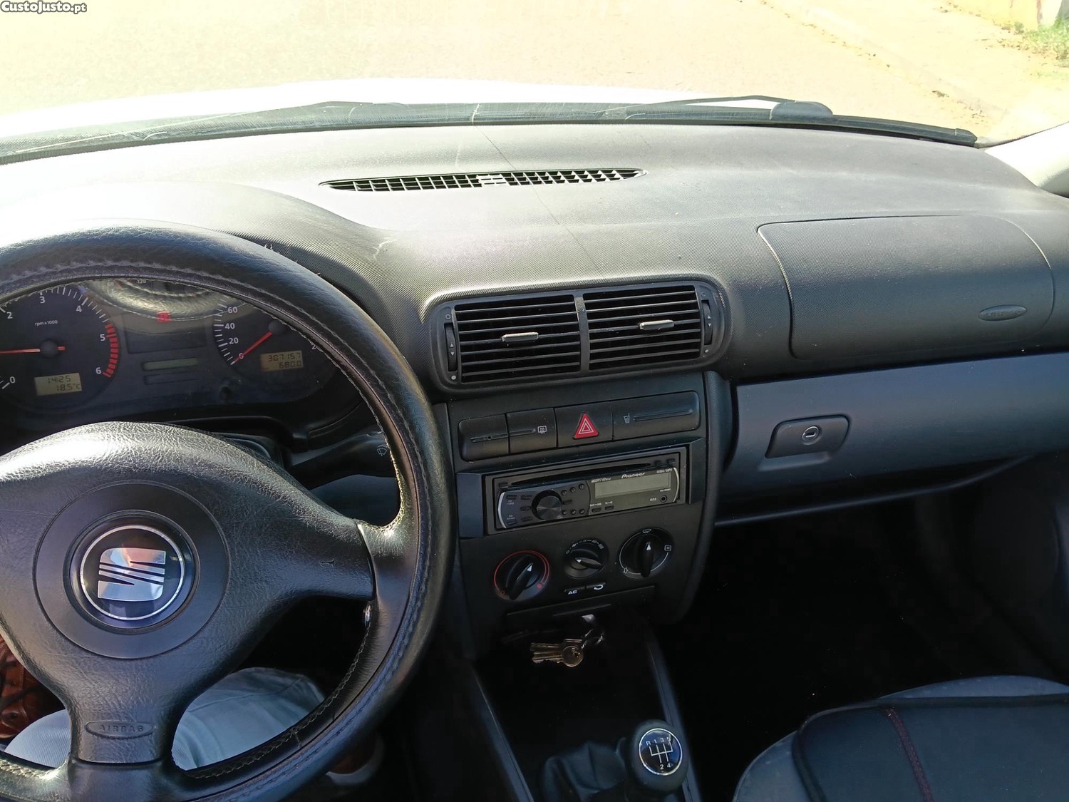 Seat Toledo 1.9 TDI 110 cv - 01 — photo 3
