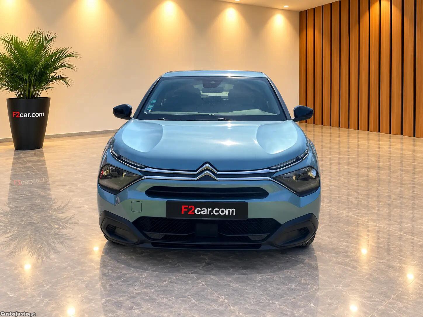 Citroën e-C4 50 kWh Feel — photo 2