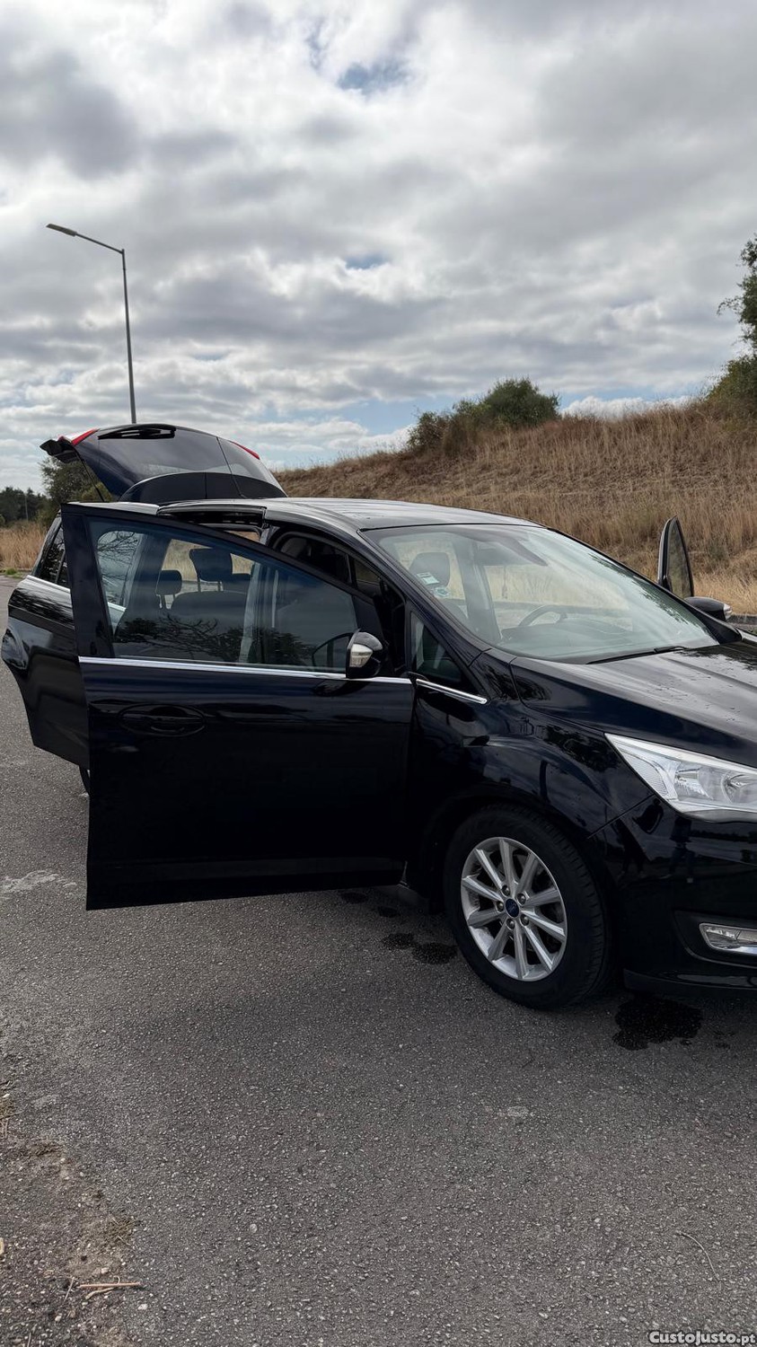 Ford Granada C-Max — fotografia 4