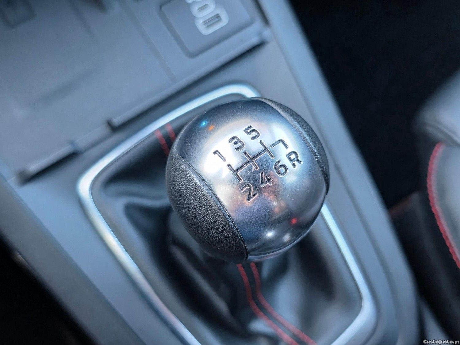 Ford Puma 1.0 EcoBoost mHEV ST-Line X — fotografia 9