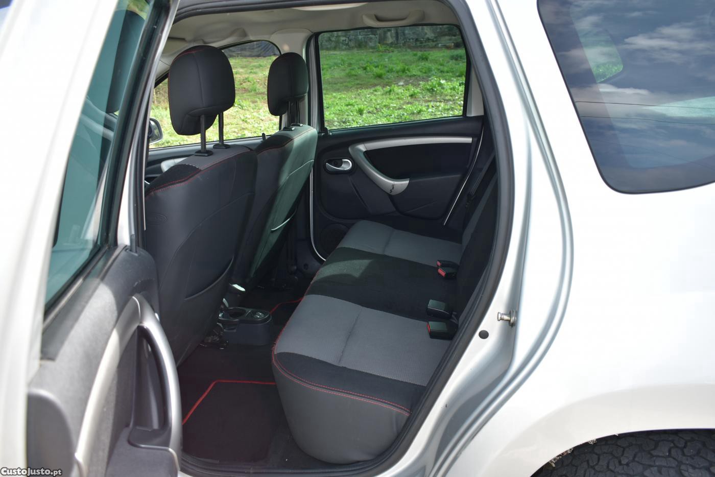 Dacia Duster 1.5 dCi SL Delsey — fotografia 10