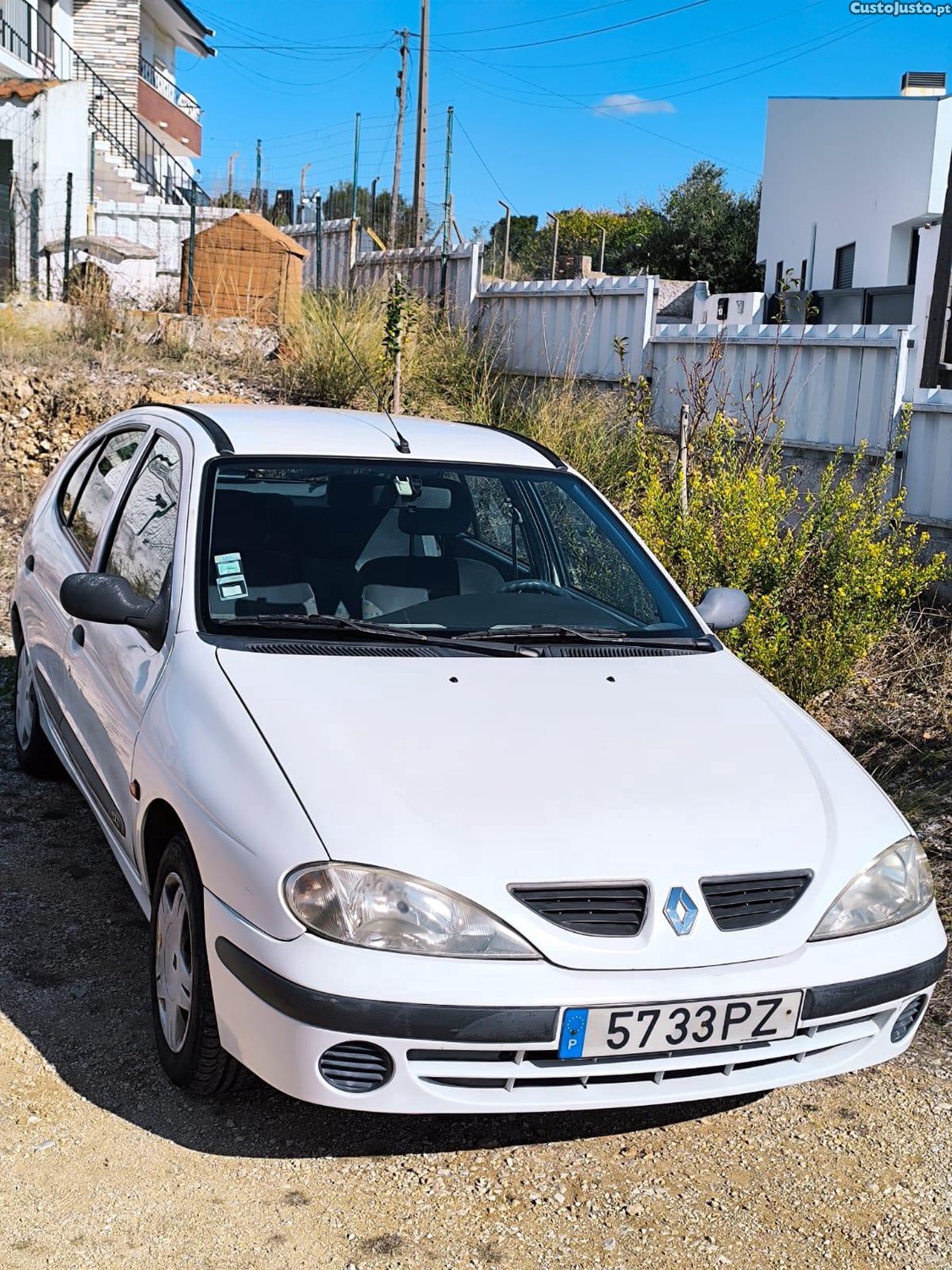 Renault Mégane Megane - 00 — photo 2