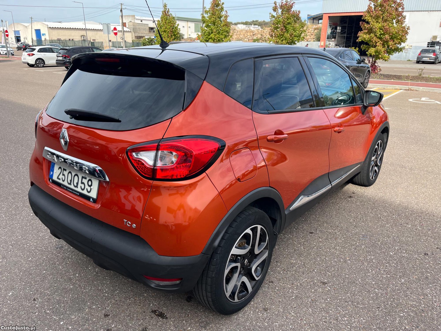 Renault Captur 0.9 Tce NACIONAL 188 000 kms - 15 — photo 5