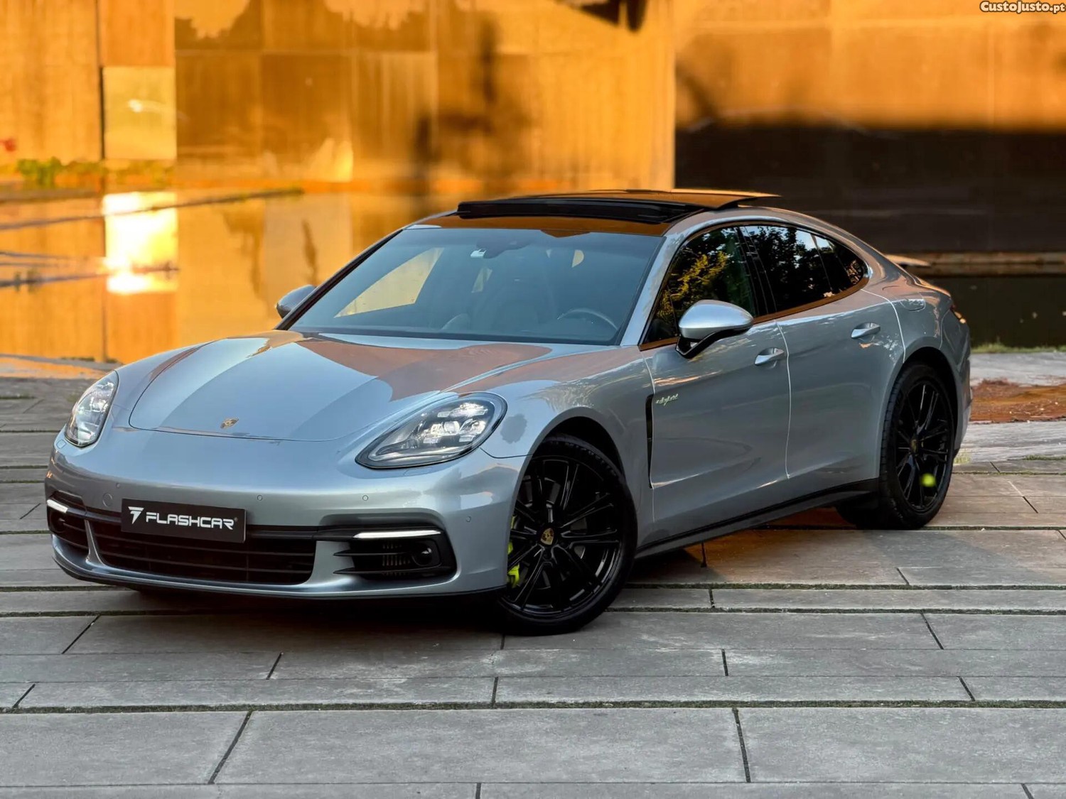 Porsche Panamera 4 E-Hybrid — photo 4