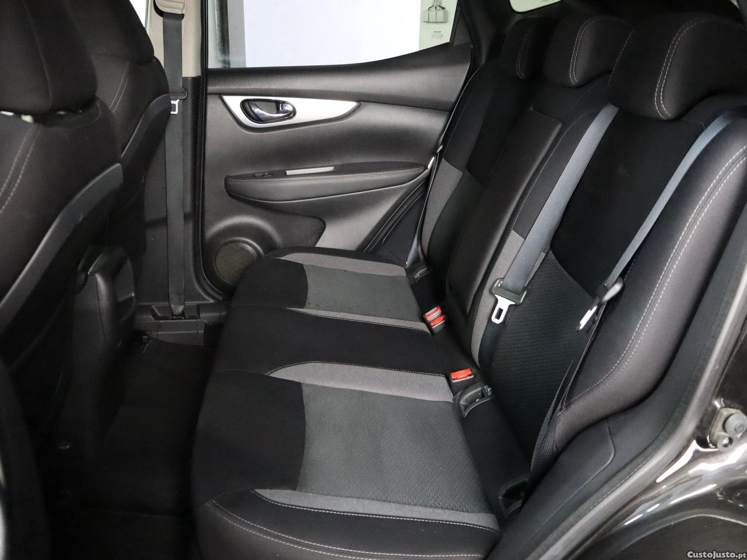 Nissan Qashqai 1.5 dCi Business Edition — fotografia 10